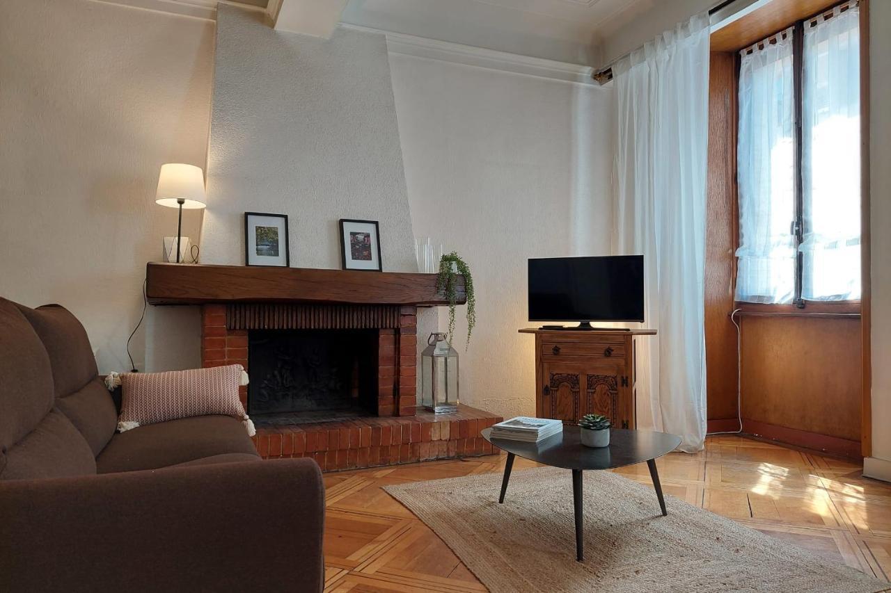 Le Vintage - Appartement En Plein Coeur De La Vieille Ville Анси Екстериор снимка